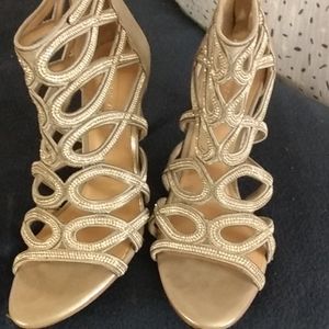 The are new only worn once